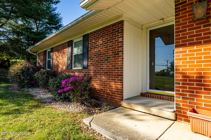Property Photo:  807 Marcaro Lane  TN 37801 