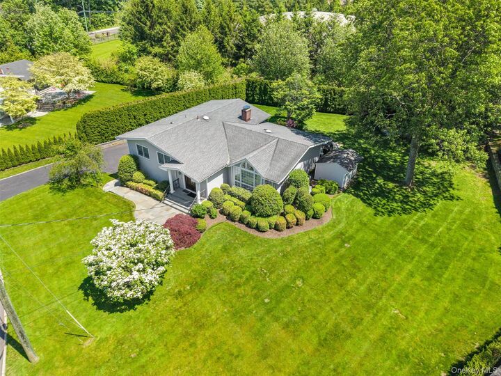 Property Photo:  3 Warnke Lane  NY 10583 