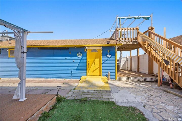 Property Photo:  57 Pennyfield Camp  NY 10465 