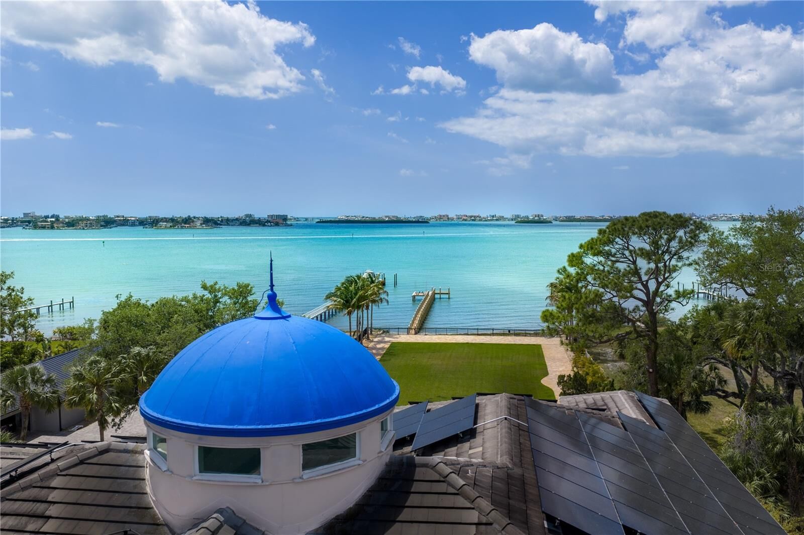 Property Photo:  2000 Park Street N  FL 33710 
