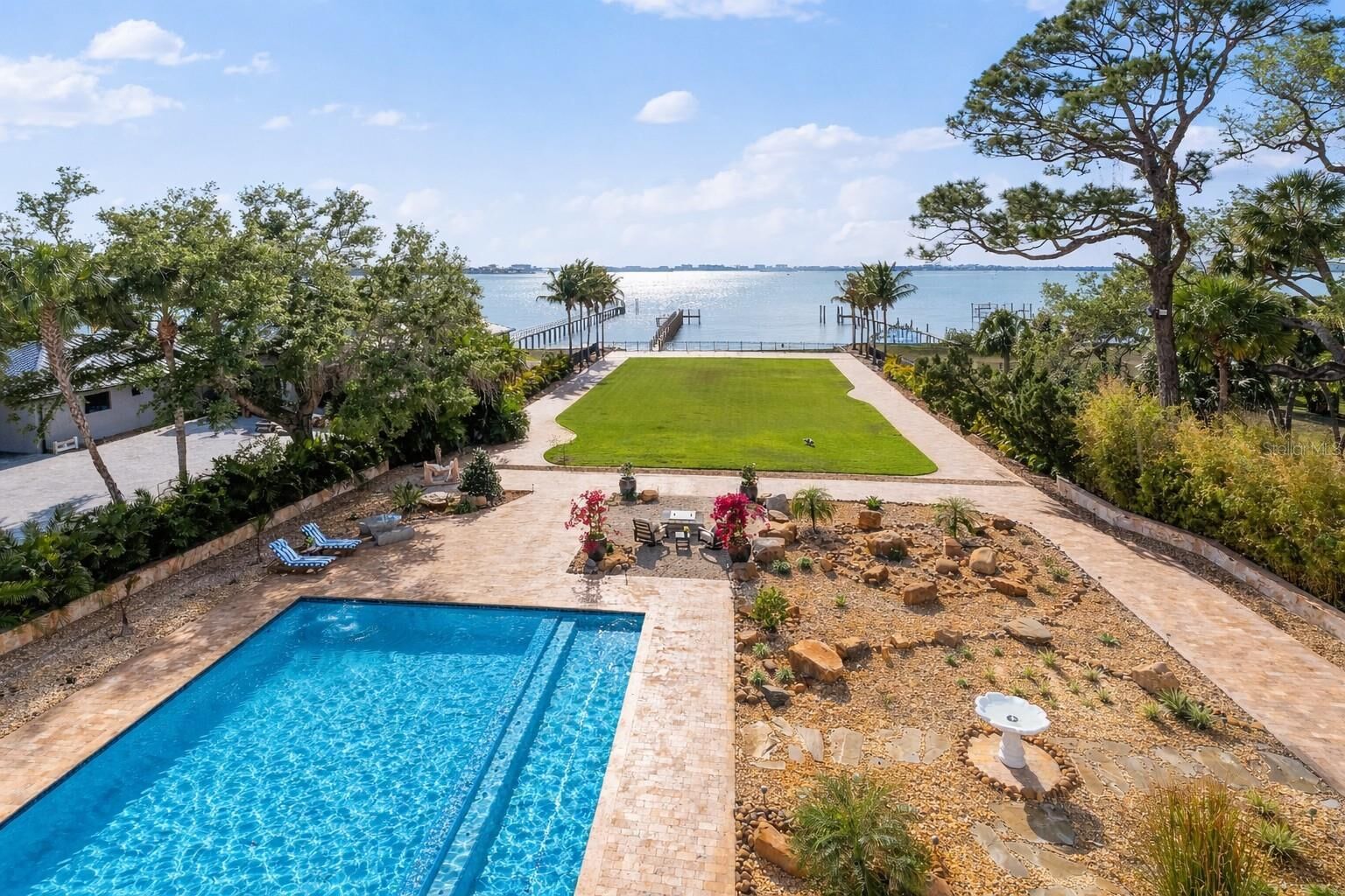Property Photo: 2000 Park Street N FL 33710