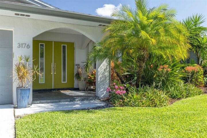 Property Photo: 3176 San Jose Street FL 33759