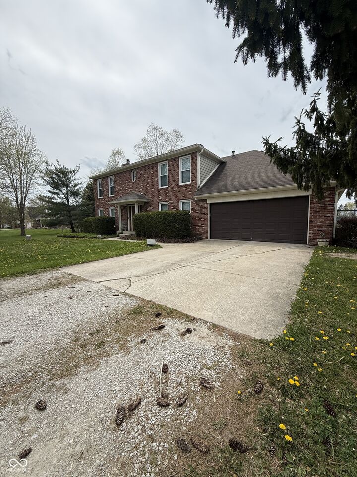 Property Photo:  668 N 300 W  IN 46140 