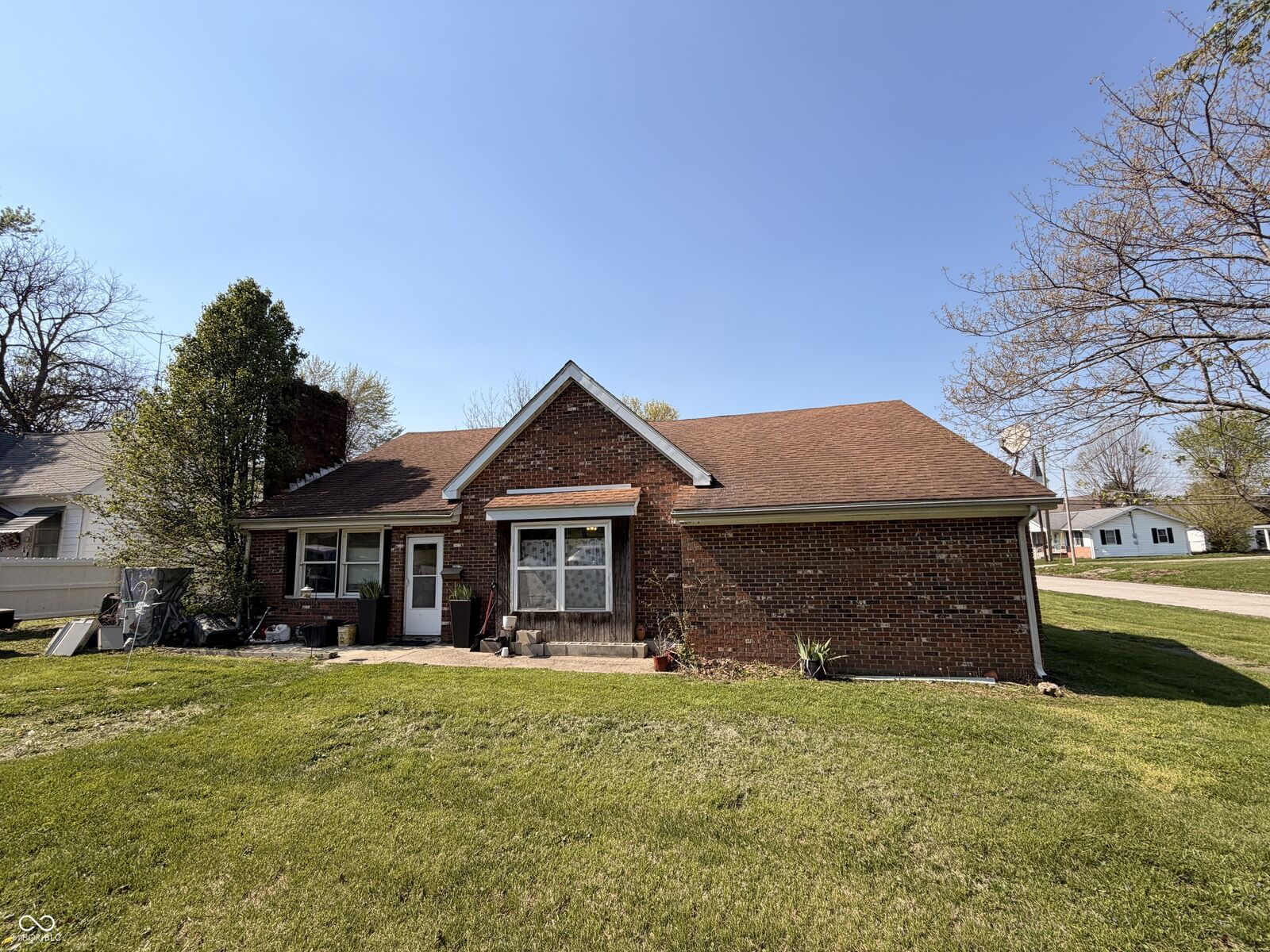 Property Photo:  205 E Washington Street  IN 47553 