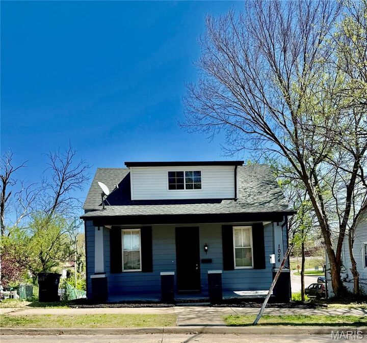 Property Photo: 1024 South Charles Street IL 62220