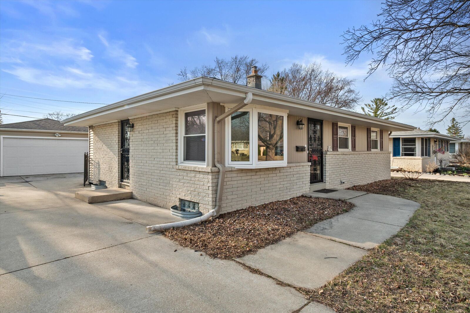 Property Photo: W148n8435 Albert Pl WI 53051