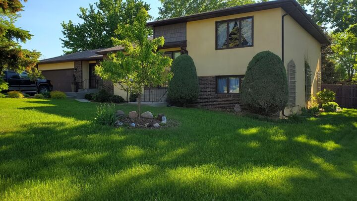 Property Photo:  6 Ruyak Point  ND 58703 