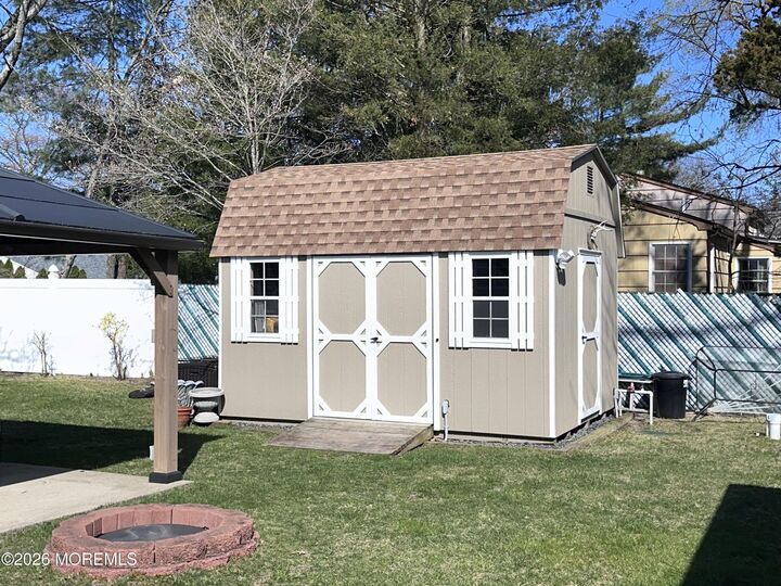 Property Photo:  537 Harding Avenue  NJ 08753 