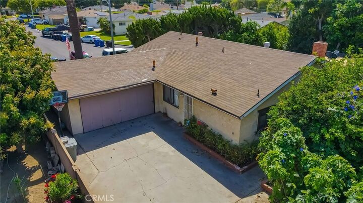 Property Photo: 12650 Glenshire CA 90242