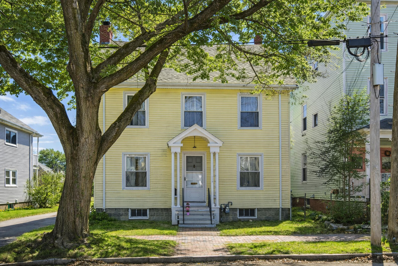 Property Photo:  118 Dartmouth Street  ME 04103 