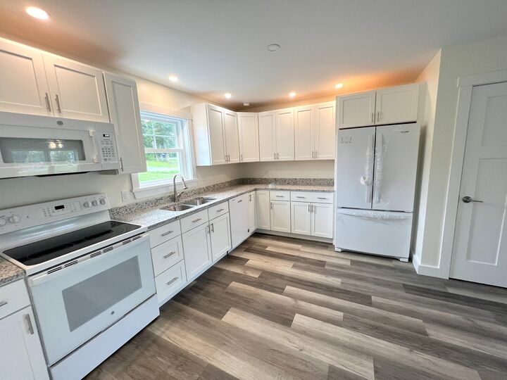 Property Photo: 32 Tinker Meadow Way 32 ME 04605