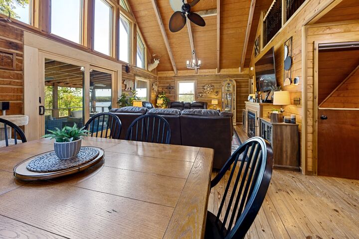 Property Photo: 201 Bell Memorial Dr TN 37330