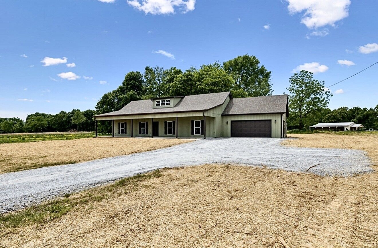 Property Photo:  132 Whitaker Road  TN 37160 