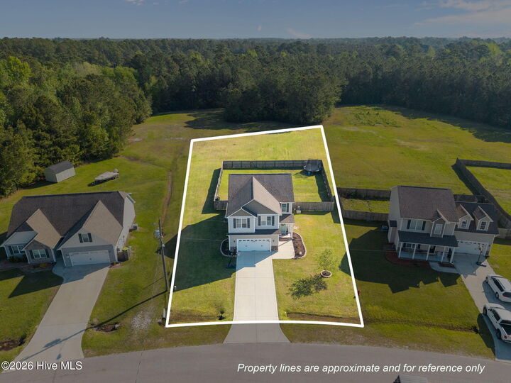 Property Photo:  105 Sparrows Point Lane  NC 28540 