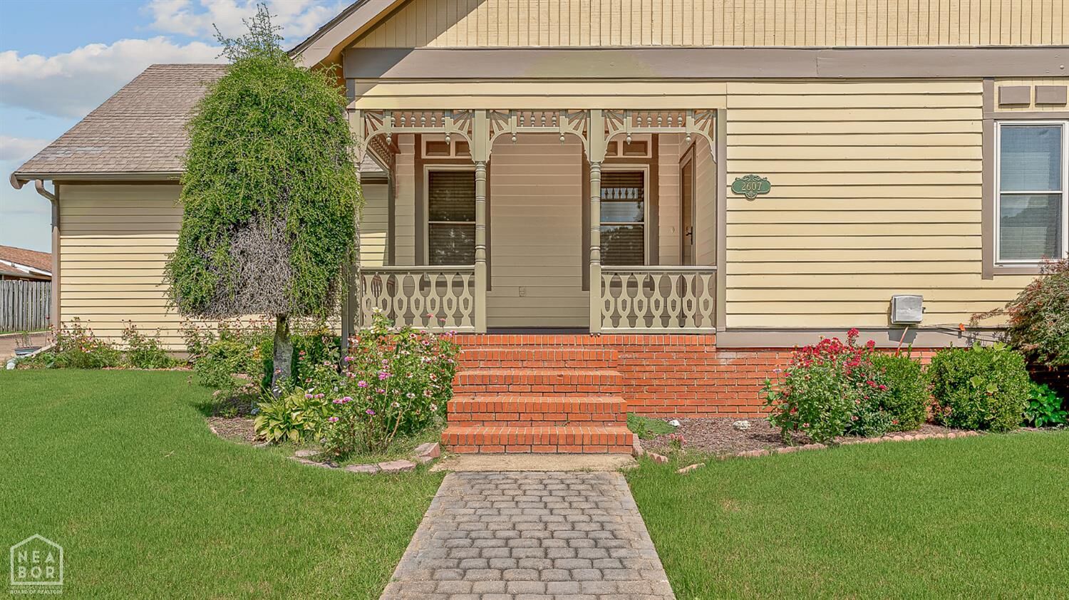 Property Photo:  2607 Greenbriar  AR 72401 