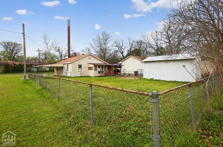 Property Photo:  520 Russell Avenue  AR 72390 