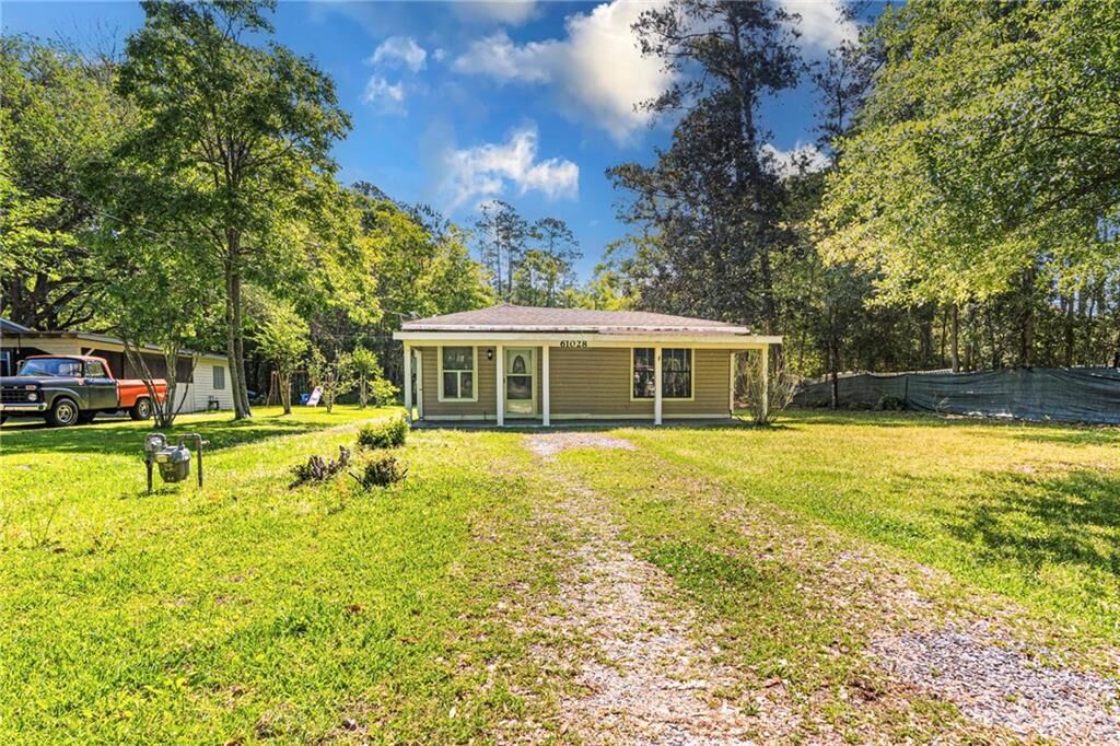 Property Photo:  61028 N Pontchartrain Drive  LA 70445 
