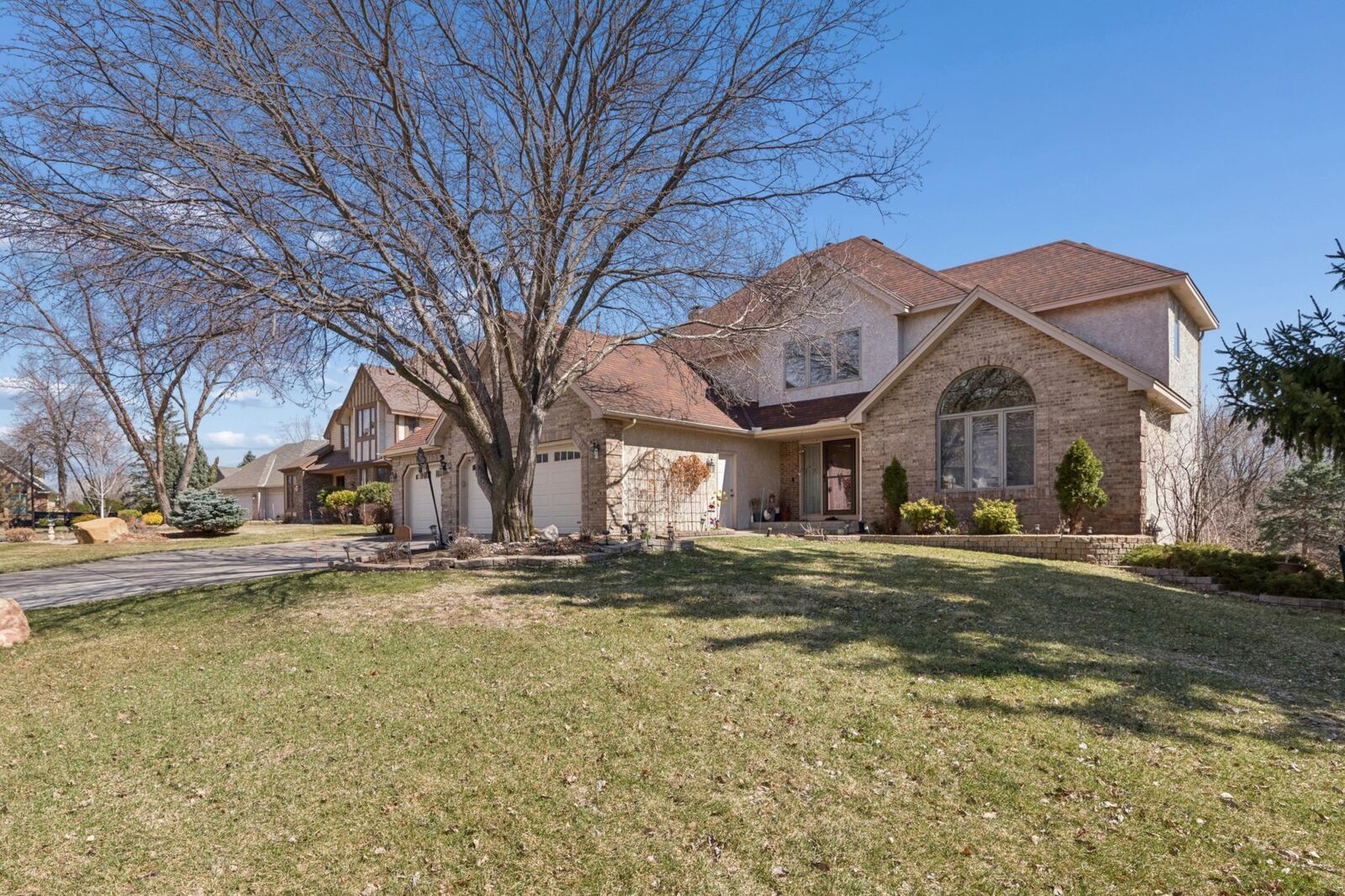 Property Photo: 3510 Wedgewood Lane N MN 55441