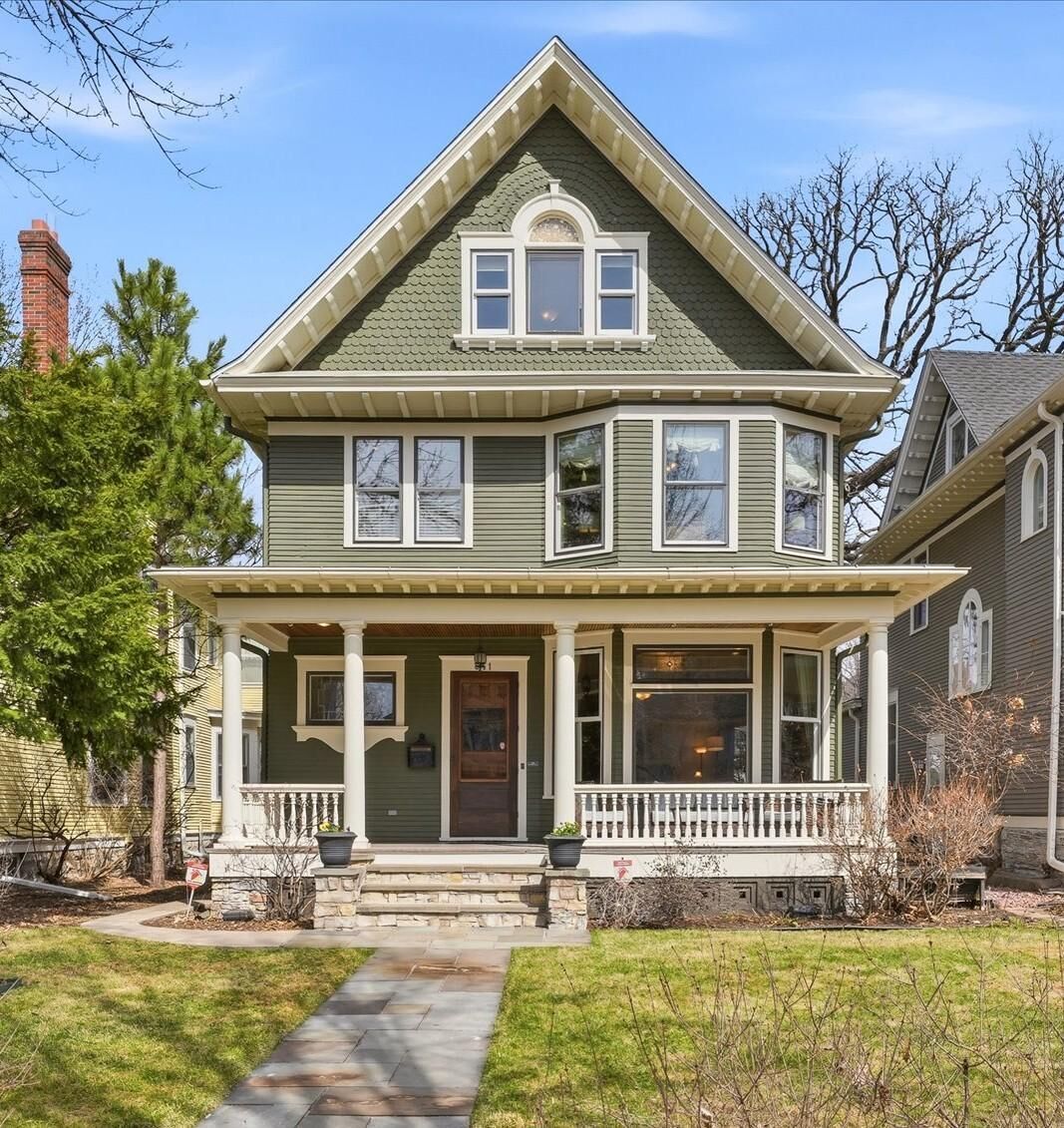 Property Photo: 641 Goodrich Avenue MN 55105