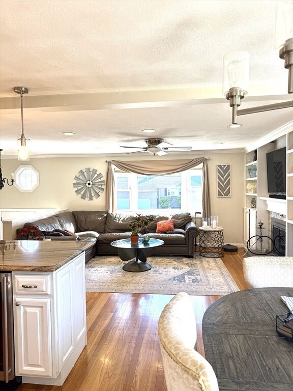 Property Photo:  5 Fred St 5  MA 01803 