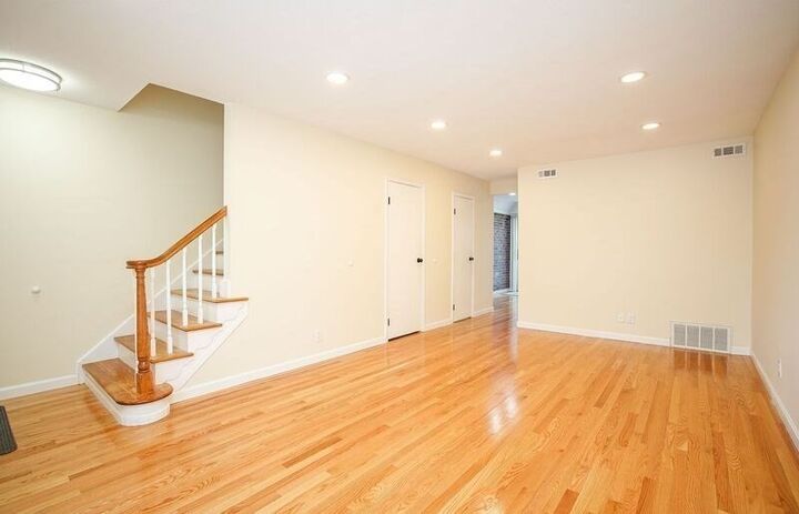 Property Photo:  58 Williamsburg Dr 58  MA 01108 