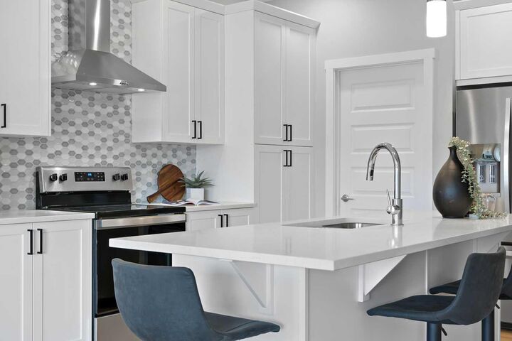 Property Photo: 821 Baywater Place SW AB T4B 3V3
