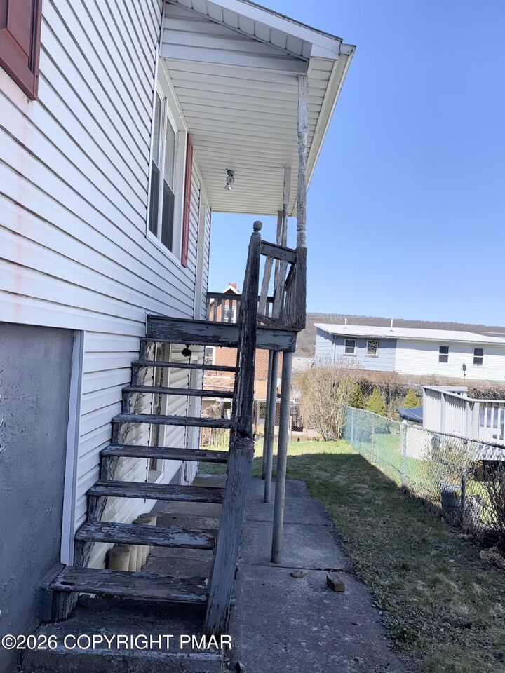 Property Photo: 523 E Abbott Street PA 18232