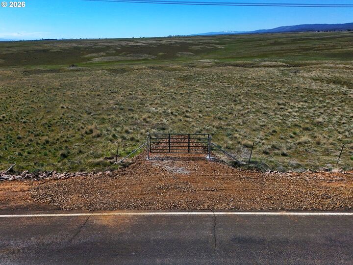 Property Photo:  Dot Rd 3  WA 99322 