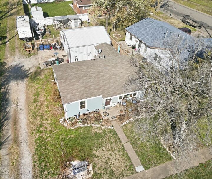 Property Photo: 107 S Church St KS 67146