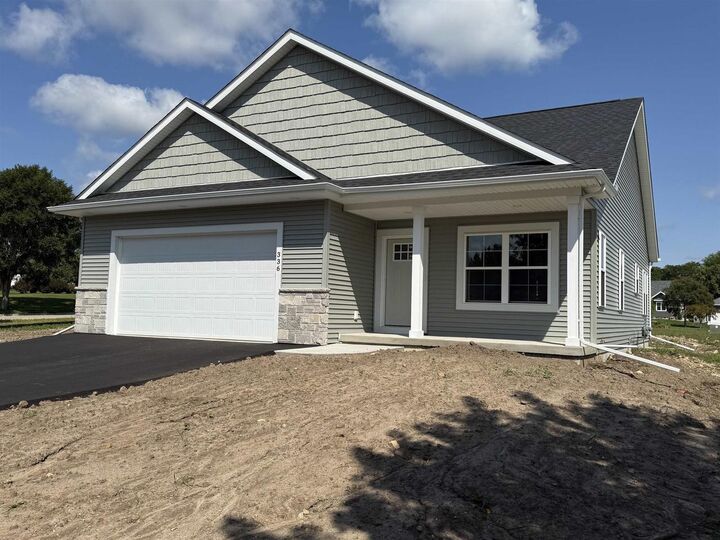 Property Photo:  336 Sandmar Drive  WI 54971 