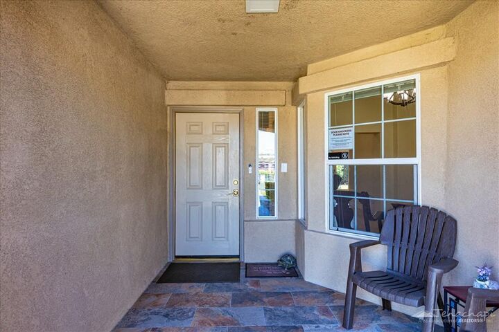 Property Photo:  5813 Ragusa Lane  CA 93308 