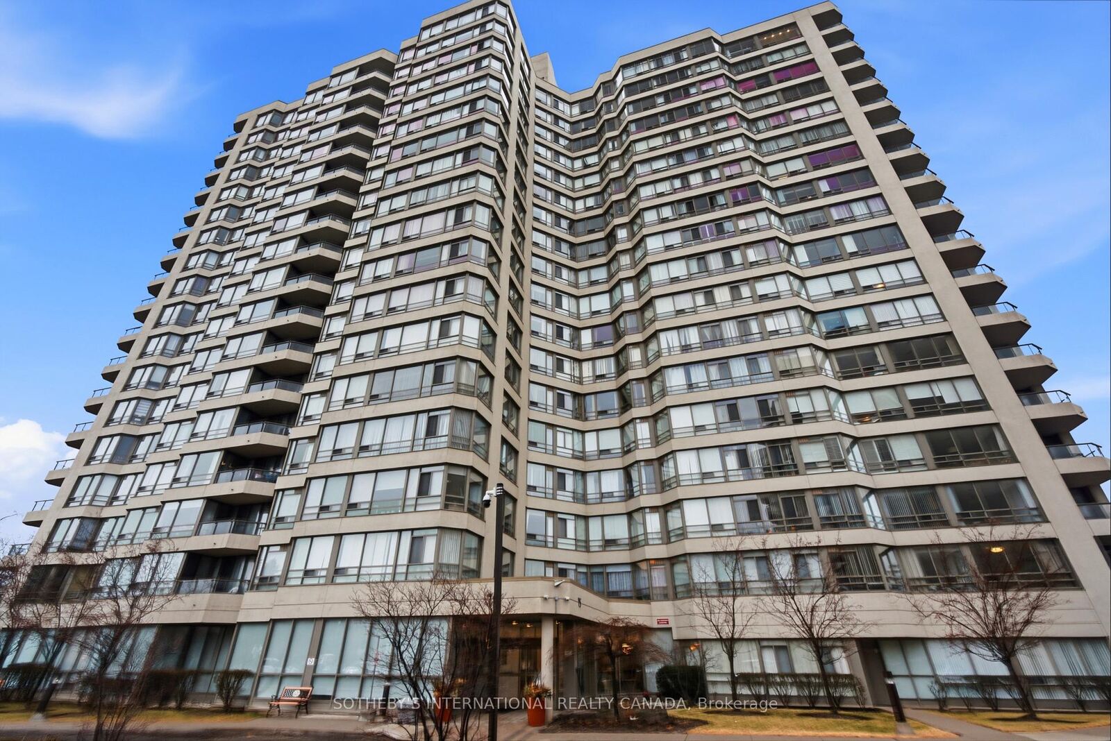 Property Photo: 75 King Street E 1202 ON L5A 4G5