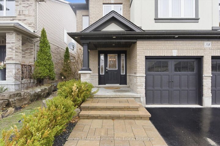 Property Photo:  38 Baxter Drive  ON N1L 0C8 