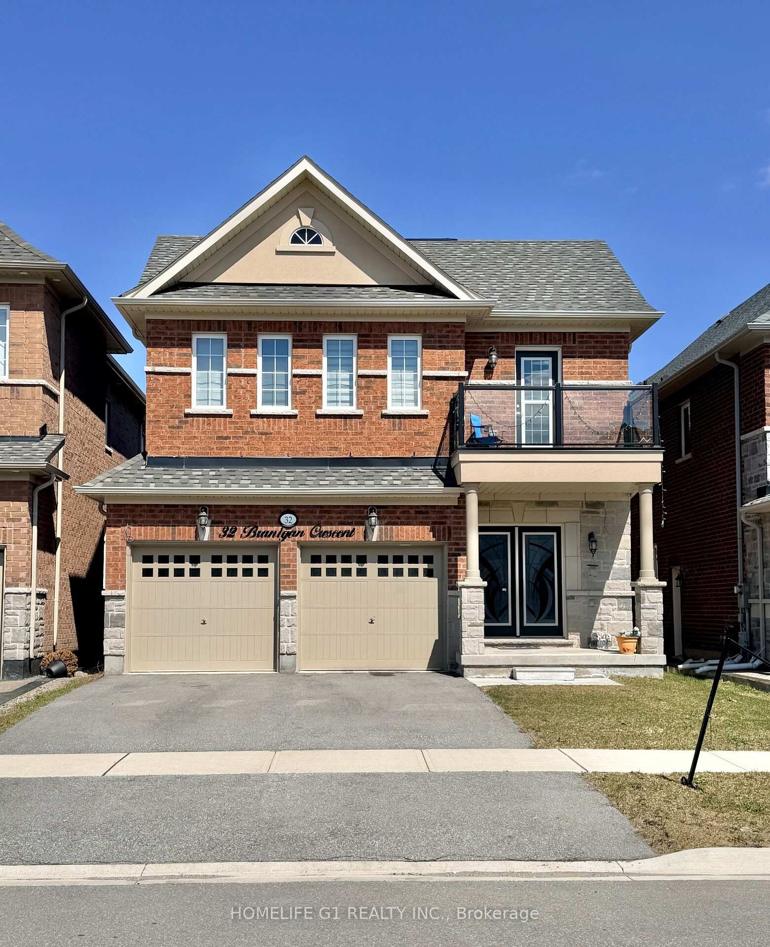 Property Photo: 32 Branigan Crescent ON L7G 0N1