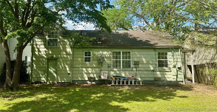Property Photo:  2217 Fredonia Street  OK 74403 