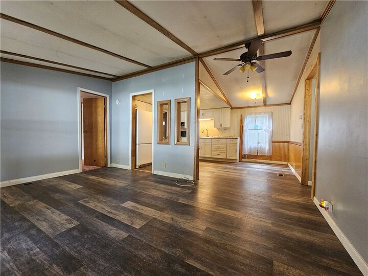 Property Photo:  280 Valleyview Dr  PA 15071 