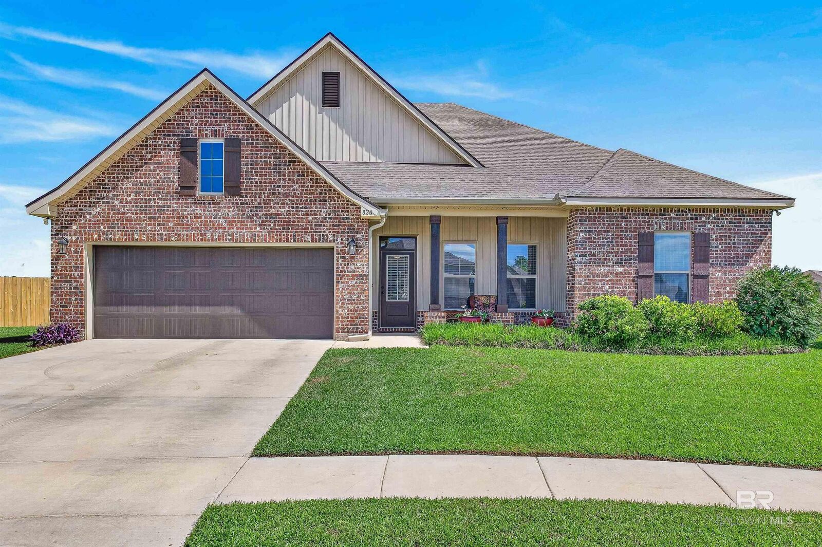 Property Photo: 820 Connolly Avenue AL 36535