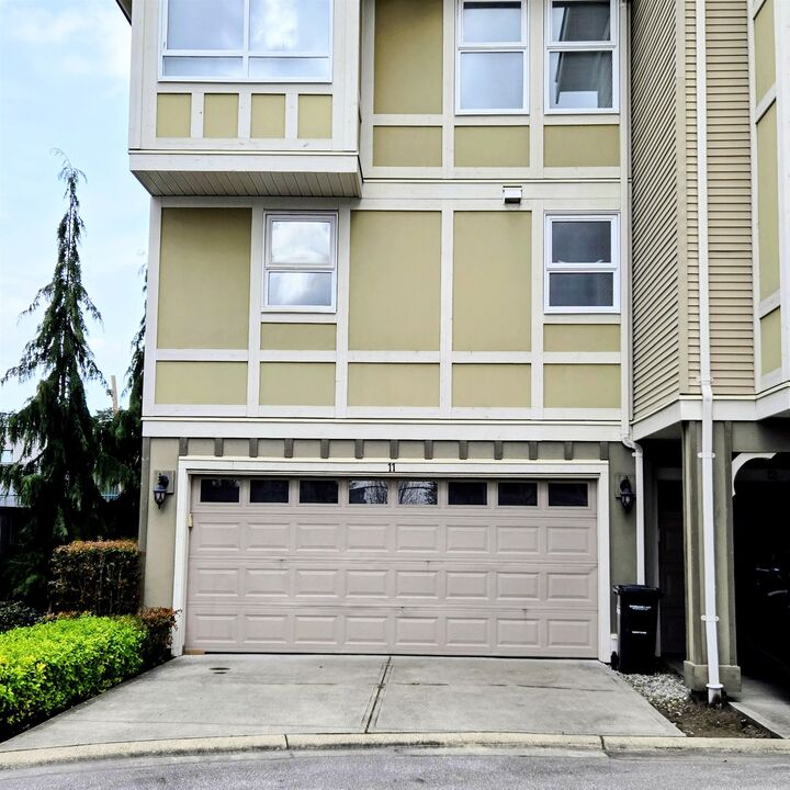Property Photo: 9333 Ferndale Road 11 BC V6Y 1X4