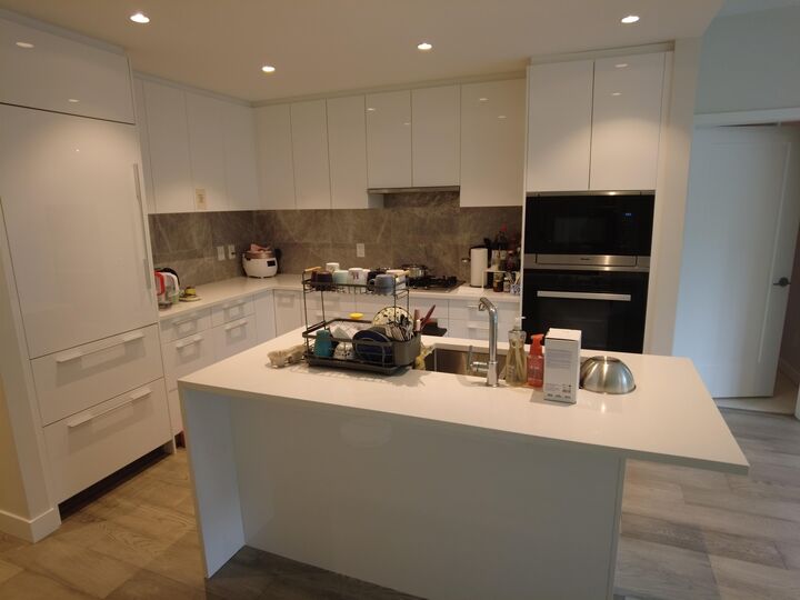 Property Photo:  5608 Berton Avenue 1105  BC V6S 0M6 