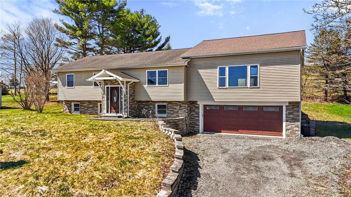 Property Photo:  4339 Alexandria Drive  NY 13045 