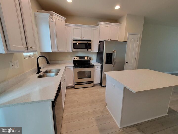 Property Photo:  1015 Sithean Way  MD 21060 