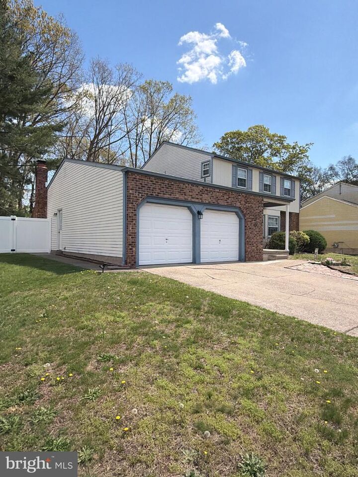 Property Photo:  10 Argo Drive  NJ 08080 
