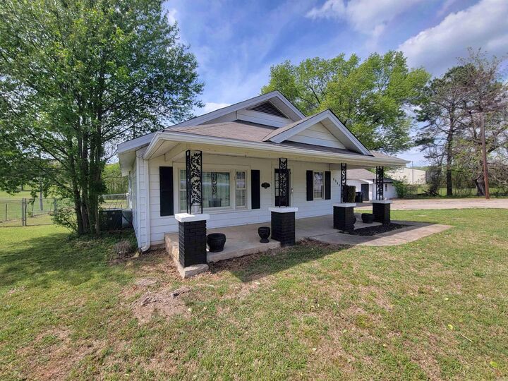 Property Photo:  1212 Highway 31  AR 72136 