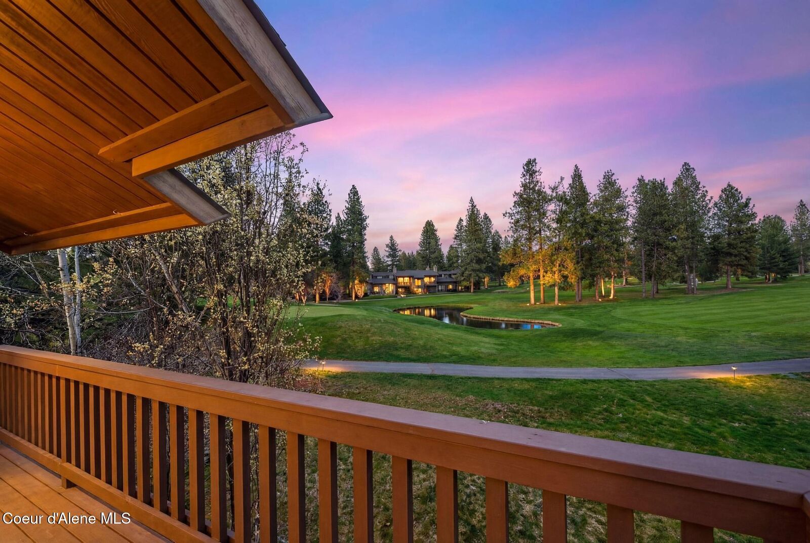 Property Photo: 5305 W Fairway Ln Unit 18 ID 83858