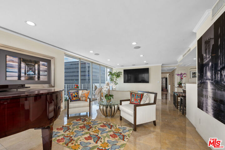 Property Photo:  2160 Century Park  CA 90067 