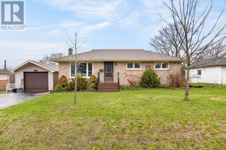 Property Photo:  250 Collison Crescent  ON K9J 1A8 