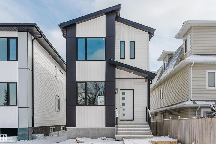 Property Photo:  9707 157 St NW NW  AB T5P 2T4 