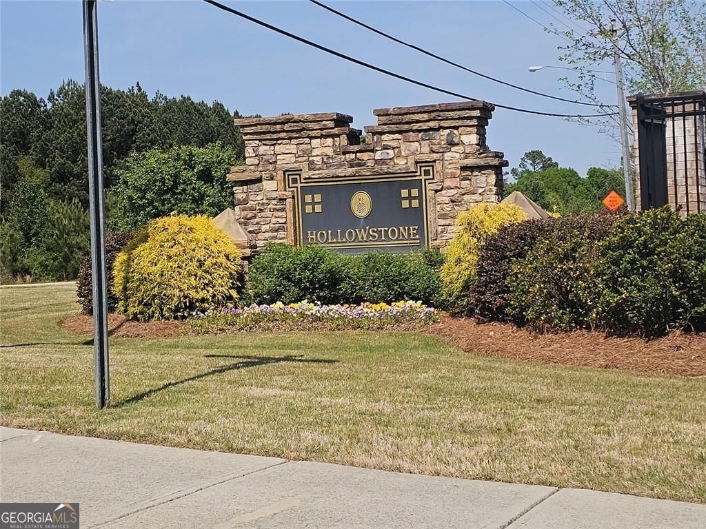 Property Photo:  600 Stonebranch Drive  GA 30052 