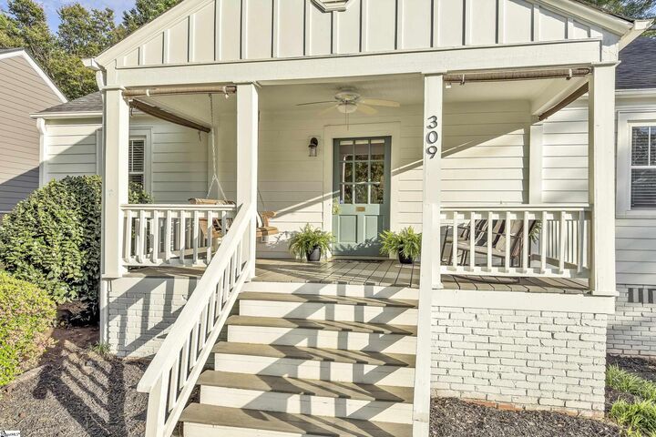 Property Photo:  309 Melville Avenue  SC 29605 