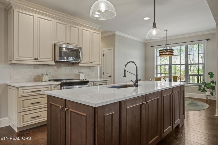 Property Photo:  614 Elk Falls Lane  TN 37922 